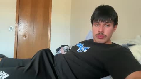 Snapshot of infamouslucas chatting on 01/19/25, 07:37 Lucas online show from 01/19/25, 07:37