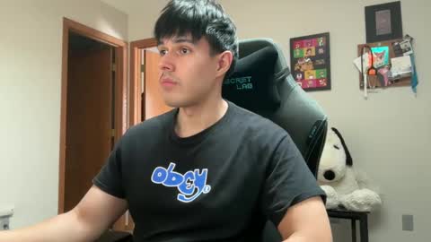 Snapshot of infamouslucas chatting on 02/15/25, 07:50 Lucas online show from 02/15/25, 07:50