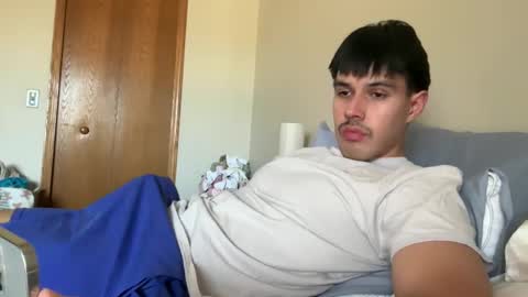 Snapshot of infamouslucas chatting on 03/02/25, 07:34 Lucas online show from 03/02/25, 07:34