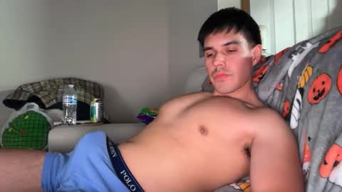 Lucas online show from 11/01/25, 02:35