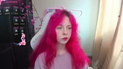 Snapshot of infernokitten chatting on 04/22/26, 01:08 Ilona online show from 04/22/26, 01:08
