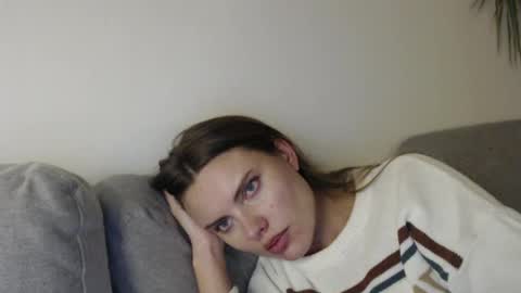 Snapshot of infinitiq45 chatting on 12/01/24, 09:48 Sweet girl online show from 12/01/24, 09:48