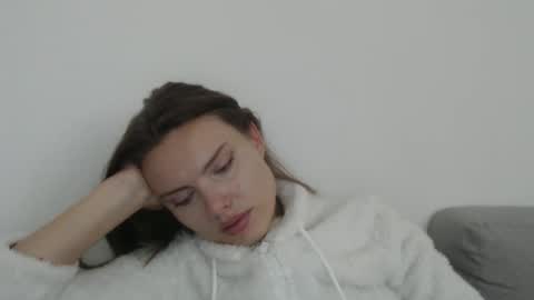 Snapshot of infinitiq45 chatting on 10/01/25, 11:16 Sweet girl online show from 10/01/25, 11:16