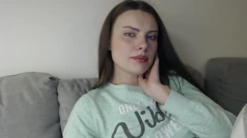 Snapshot of infinitiq45 chatting on 01/09/26, 09:05 Sweet girl online show from 01/09/26, 09:05