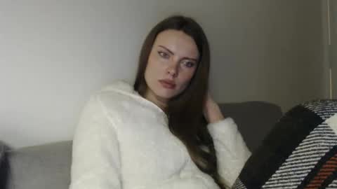 Snapshot of infinitiq45 chatting on 02/13/26, 10:17 Sweet girl online show from 02/13/26, 10:17