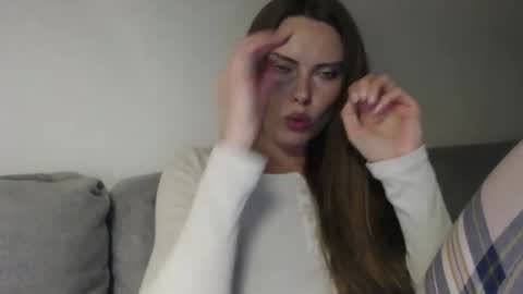 Snapshot of infinitiq45 chatting on 03/29/26, 08:20 Sweet girl online show from 03/29/26, 08:20