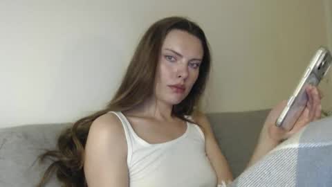 Snapshot of infinitiq45 chatting on 04/11/26, 08:24 Sweet girl online show from 04/11/26, 08:24