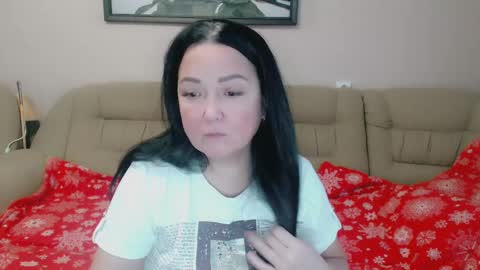 Snapshot of infinity_loveliness chatting on 12/04/24, 06:33 Infinity online show from 12/04/24, 06:33