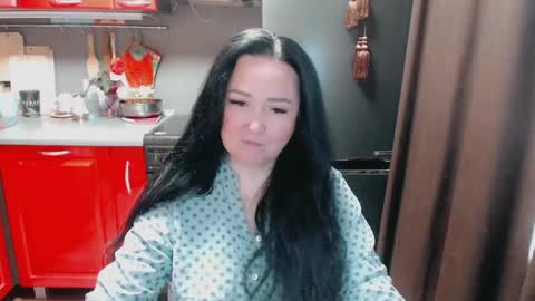 Snapshot of infinity_loveliness chatting on 03/12/25, 07:46 Infinity online show from 03/12/25, 07:46