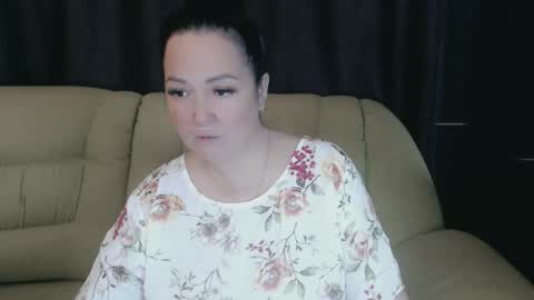 Snapshot of infinity_loveliness chatting on 09/22/25, 09:44 Infinity online show from 09/22/25, 09:44