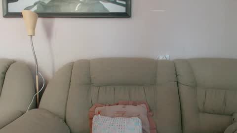 Snapshot of infinity_loveliness chatting on 10/20/25, 04:46 Infinity online show from 10/20/25, 04:46