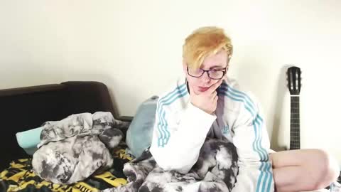 Snapshot of infinity_of_love chatting on 11/12/25, 07:03 Jeremy online show from 11/12/25, 07:03