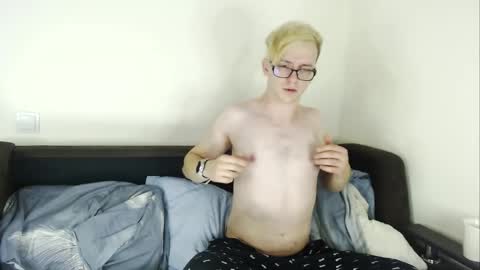 Snapshot of infinity_of_love chatting on 11/21/25, 06:06 Jeremy online show from 11/21/25, 06:06