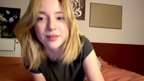 Snapshot of infinitysoul_ chatting on 01/01/25, 08:15 Alexa.. Inst Fansly infinitysoul online show from 01/01/25, 08:15