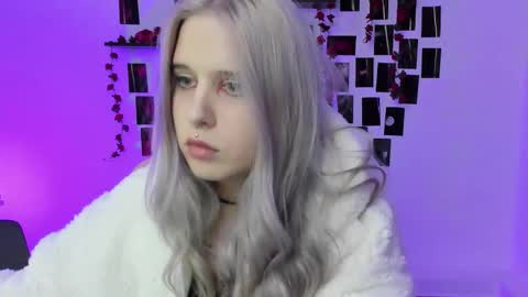 Snapshot of ingannamorte18 chatting on 09/26/25, 05:17 Roki online show from 09/26/25, 05:17