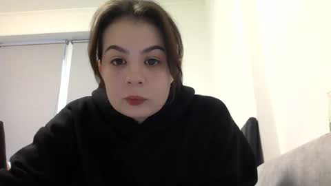 Snapshot of ingawell chatting on 10/31/25, 06:47 Inga online show from 10/31/25, 06:47