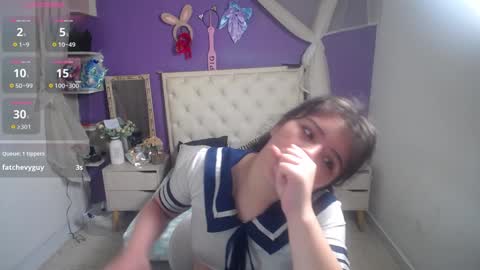 Snapshot of ingrid_casas chatting on 01/31/25, 10:21 Ingrid petite online show from 01/31/25, 10:21