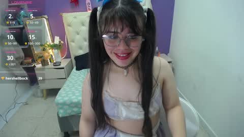 Snapshot of ingrid_casas chatting on 02/06/25, 03:27 Ingrid petite online show from 02/06/25, 03:27