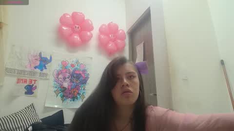 Snapshot of ingrid_casas chatting on 09/09/25, 09:25 Ingrid petite online show from 09/09/25, 09:25