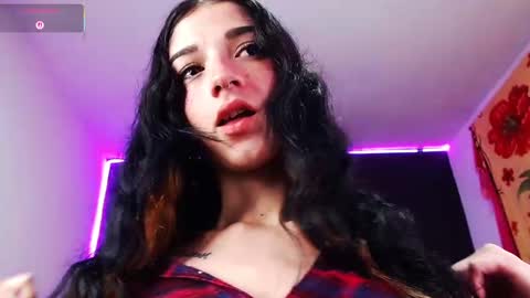 Ingrid Zese online show from 10/13/25, 07:03
