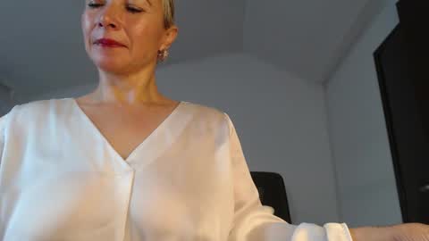            online show from 01/14/25, 11:42