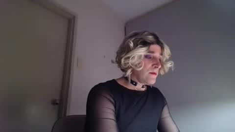 Snapshot of ingridsissy chatting on 07/17/26, 10:00 ingridsissy online show from 07/17/26, 10:00