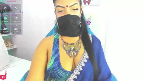 Snapshot of iniya_parul chatting on 01/17/26, 02:00 Iniya online show from 01/17/26, 02:00