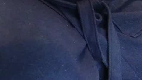 Snapshot of injmolder2 chatting on 12/03/25, 12:47 Hanging Out online show from 12/03/25, 12:47