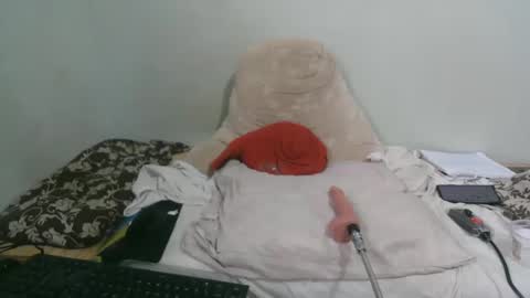 ink brunette online show from 01/27/25, 06:52