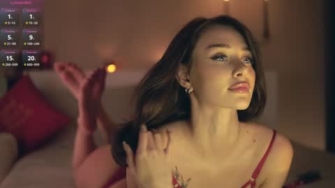 Snapshot of inkanuko chatting on 12/19/24, 06:45 Im Senise Welcome to my room My instagram online show from 12/19/24, 06:45