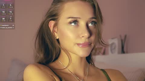 Snapshot of inkanuko chatting on 10/08/25, 07:17 Im Senise Welcome to my room My instagram online show from 10/08/25, 07:17