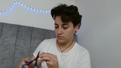 lyan onlyfans n linda online show from 09/19/25, 03:34