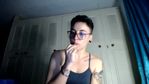 Snapshot of inkedgoddess58 chatting on 07/19/26, 01:42 lyan onlyfans n linda online show from 07/19/26, 01:42
