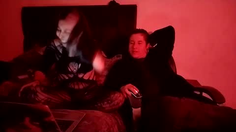 Snapshot of inkedsinners chatting on 10/10/25, 05:56 inkedsinners online show from 10/10/25, 05:56