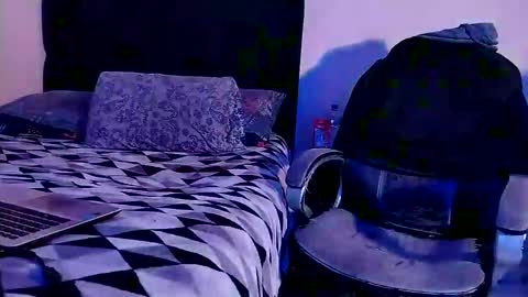 Snapshot of inkedsinners chatting on 11/03/25, 03:57 inkedsinners online show from 11/03/25, 03:57