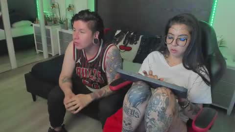 Snapshot of inkedsinners_ chatting on 05/25/26, 11:27 inkedsinners_ online show from 05/25/26, 11:27