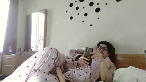 inna46_ online show from 11/14/25, 01:54