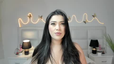 Snapshot of innavolkova chatting on 05/01/26, 11:59 innavolkova online show from 05/01/26, 11:59