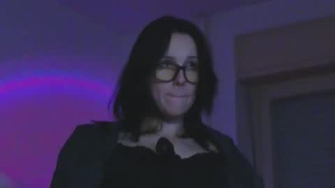 Snapshot of inner_bloom chatting on 12/22/24, 08:36 inner_bloom online show from 12/22/24, 08:36