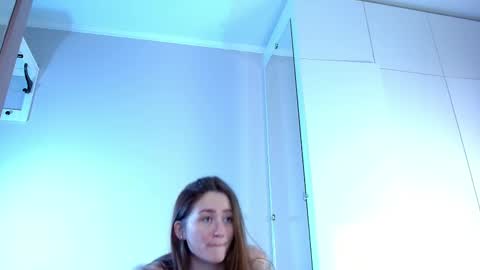 Lina online show from 02/18/25, 02:59