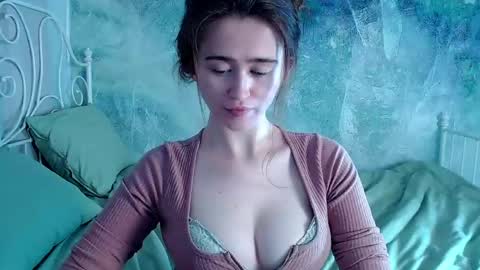 Lina online show from 05/15/26, 11:34