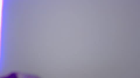 Snapshot of innocent_fox chatting on 12/19/24, 01:28 Abril online show from 12/19/24, 01:28