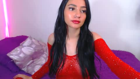 Snapshot of innocent_fox chatting on 03/11/26, 05:02 Abril online show from 03/11/26, 05:02