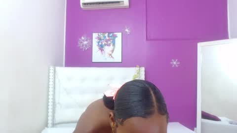 innocent_sexybaby online show from 10/06/25, 08:28
