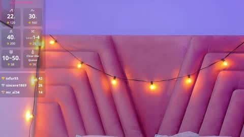 innocenthazel online show from 10/14/25, 02:56