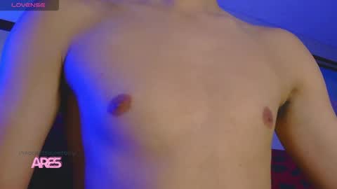 Snapshot of innocentsweetboy chatting on 03/10/25, 11:53 Aaron online show from 03/10/25, 11:53