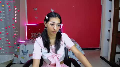 Snapshot of inocent_luna chatting on 01/27/25, 06:19 Luna moon online show from 01/27/25, 06:19