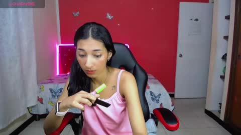 Snapshot of inocent_luna chatting on 03/08/25, 07:05 Luna moon online show from 03/08/25, 07:05