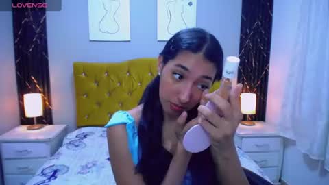 Snapshot of inocent_luna chatting on 06/19/26, 07:45 Luna moon online show from 06/19/26, 07:45