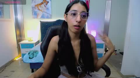Snapshot of inocent_luna chatting on 07/12/26, 02:57 Luna moon online show from 07/12/26, 02:57